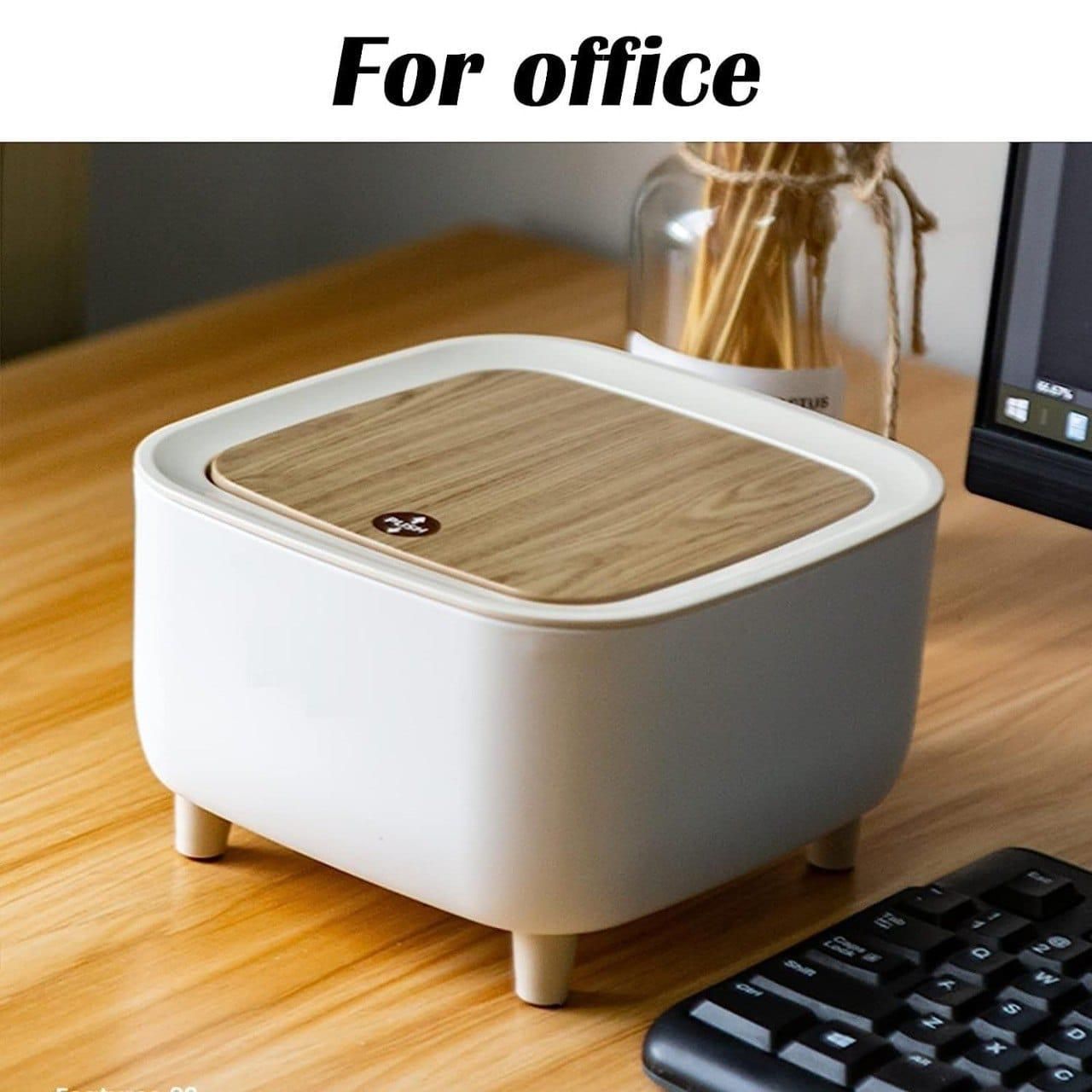 Lightweight plastic desktop trash bin with lid
